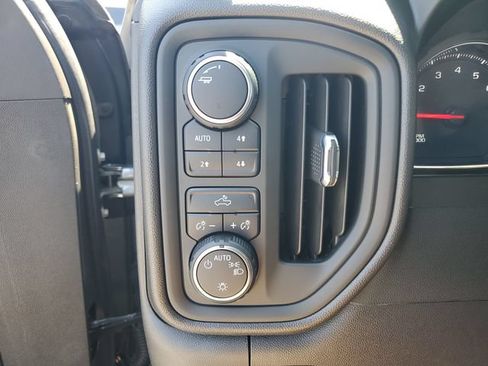 Used 2021 Chevrolet Silverado 1500 Custom Trail Boss w/ Safety Confidence Package AWD/4WD image 20