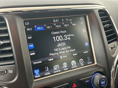 Used 2017 Jeep Grand Cherokee Limited w/ Luxury Group II image 15