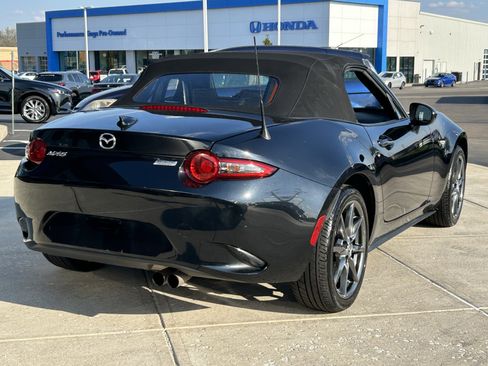 Used 2017 MAZDA MX-5 Miata Grand Touring image 6