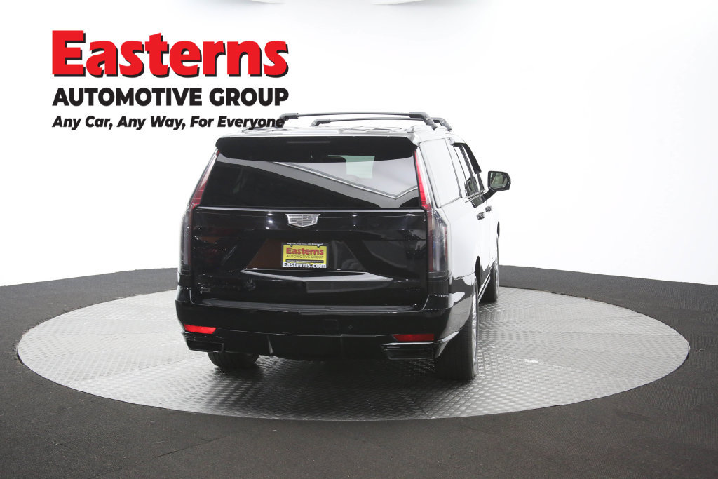 Used 2024 Cadillac Escalade ESV Sport Platinum w/ LPO, ONYX Package AWD/4WD image 47