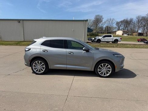 New 2026 Buick Envision Avenir image 2