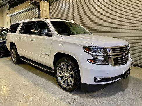 Used 2017 Chevrolet Suburban Premier image 3