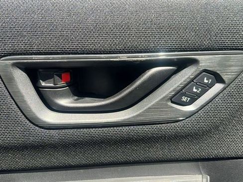 New 2026 Subaru Outback Limited XT AWD/4WD image 9