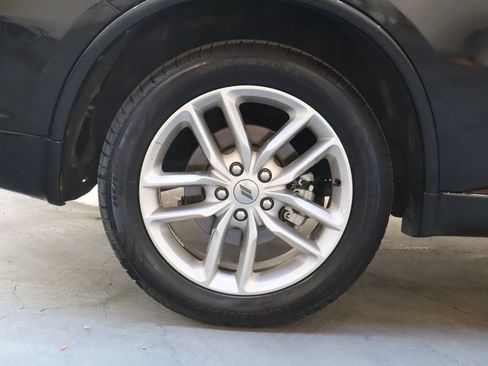 Used 2024 Dodge Durango GT RWD image 11