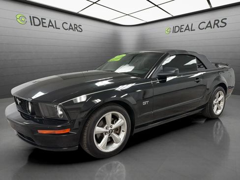 Used 2006 Ford Mustang GT Premium RWD image 1