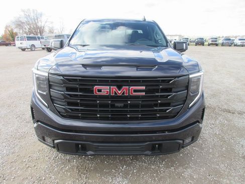 New 2026 GMC Sierra 1500 Elevation w/ Elevation Premium Package image 12