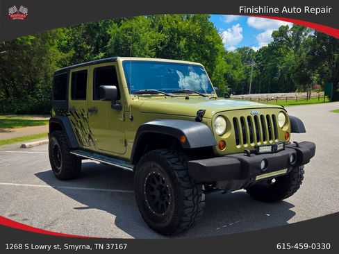 Used 2013 Jeep Wrangler Unlimited Sport AWD/4WD image 3