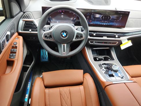 Used 2026 BMW X5 M60i AWD/4WD image 14