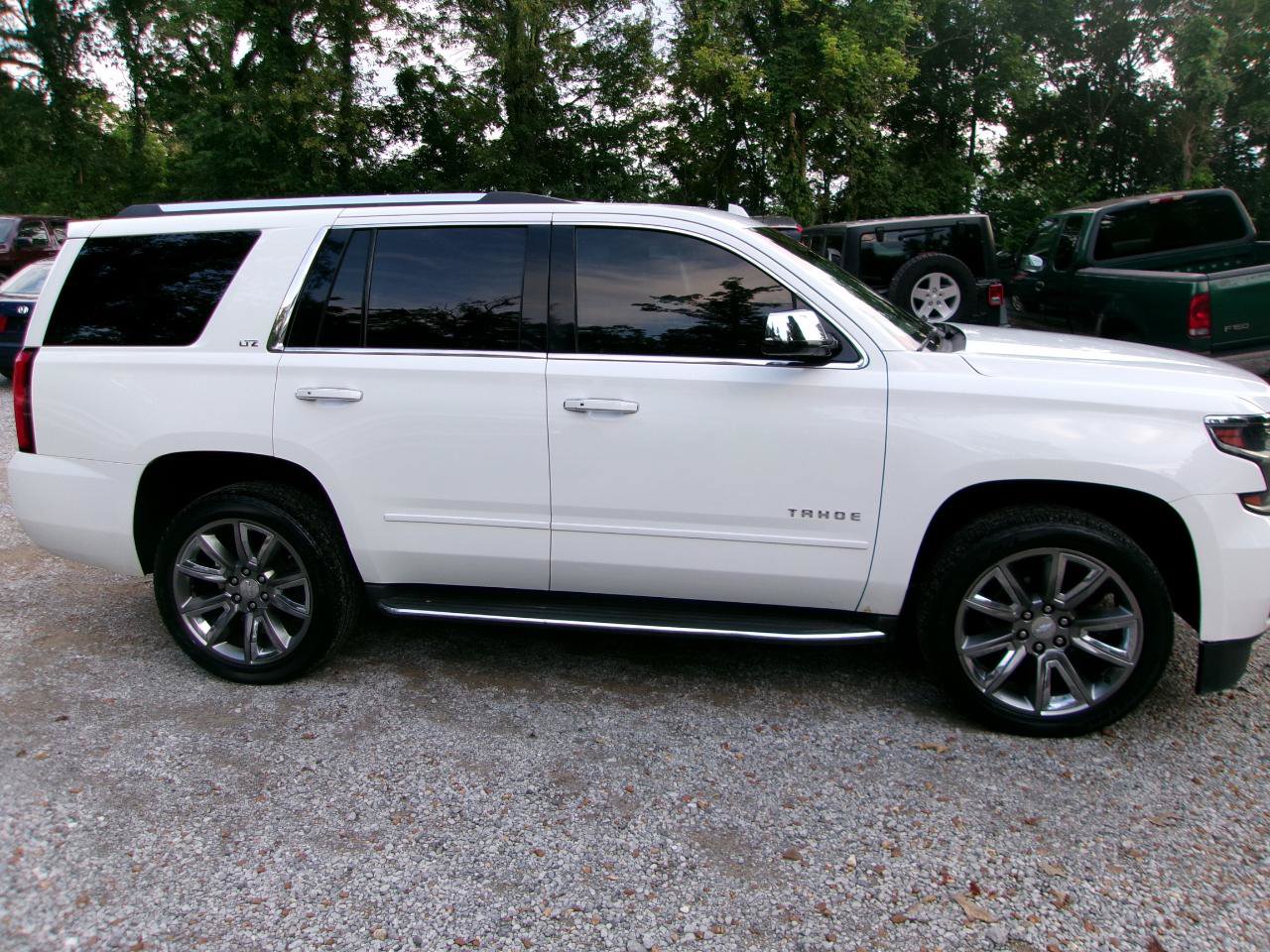 Used 2016 Chevrolet Tahoe LTZ AWD/4WD image 9