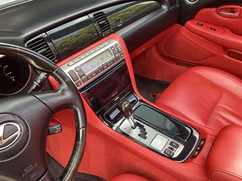 Used 2007 Lexus SC 430 Convertible RWD image 24