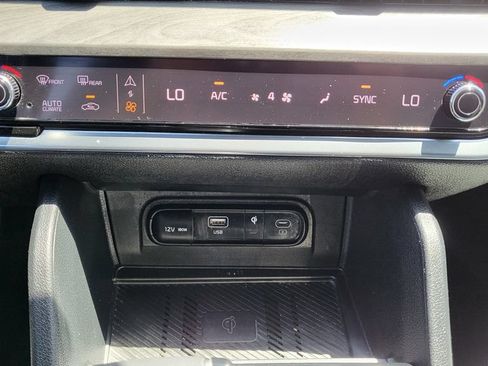 Used 2024 Kia Sportage X-Line w/ X-Line Premium Package AWD/4WD image 37