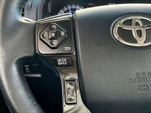 Used 2019 Toyota 4Runner TRD Off-Road Premium image 11