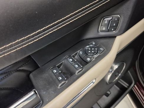 Used 2021 Ford Expedition Platinum image 24