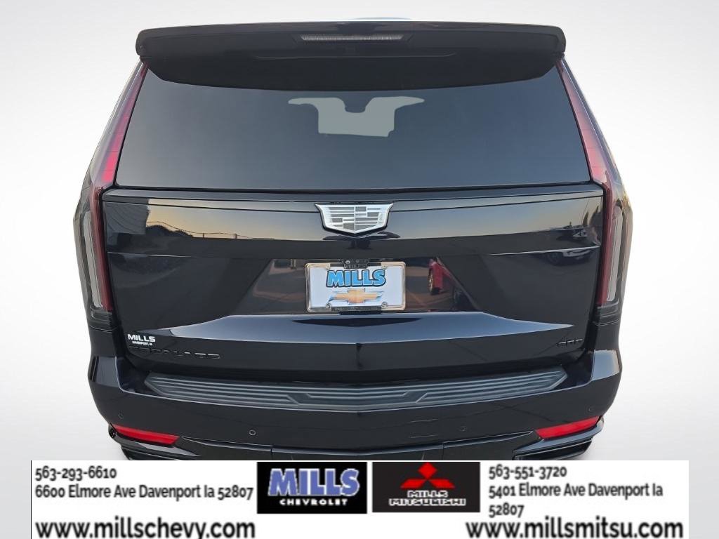 Used 2022 Cadillac Escalade ESV Sport Platinum w/ LPO, ONYX Package AWD/4WD image 4