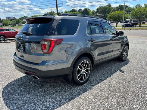 Used 2016 Ford Explorer Sport w/ Equipment Group 401A AWD/4WD image 5