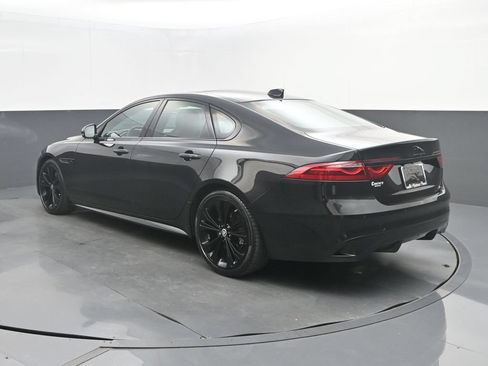 Certified 2024 Jaguar XF R-Dynamic SE AWD/4WD image 3