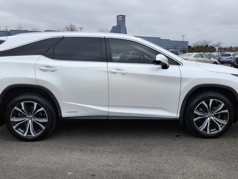 Used 2022 Lexus RX 450hL AWD w/ Premium Package image 23