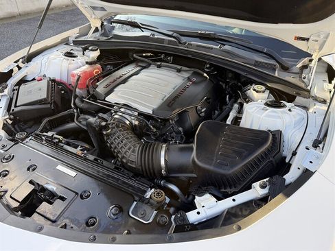 Used 2019 Chevrolet Camaro SS image 30