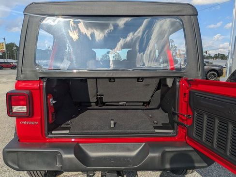 New 2026 Jeep Wrangler Unlimited Sport AWD/4WD image 15