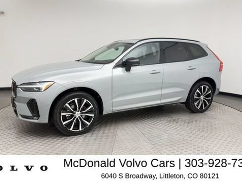 Certified 2025 Volvo XC60 B5 Plus AWD/4WD image 6