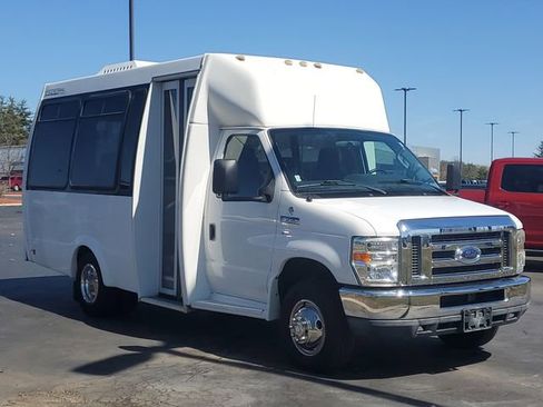 Used 2012 Ford E-350 and Econoline 350 Super Duty w/ Shuttle Bus Prep Pkg image 2