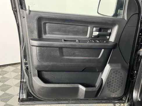 Used 2016 RAM 1500 Express w/ Black Ram 1500 Express Group image 22