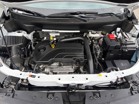 Used 2025 Chevrolet Equinox LT image 28