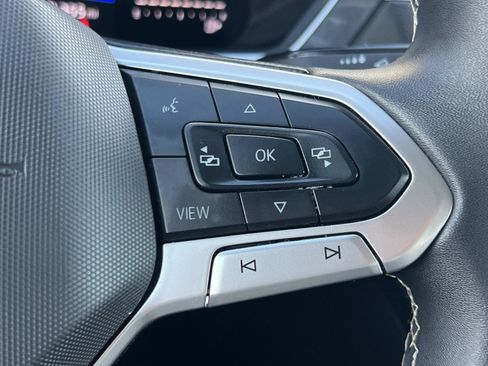 Certified 2024 Volkswagen Tiguan S image 10