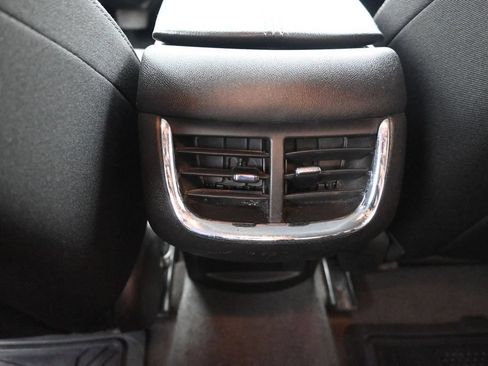 Used 2020 Chevrolet Malibu LT FWD image 14