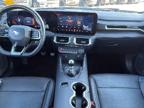 Used 2025 Ford Mustang GT Premium RWD image 26