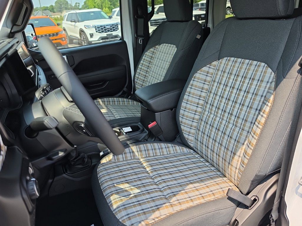 New 2026 Jeep Wrangler Unlimited Sport AWD/4WD image 18