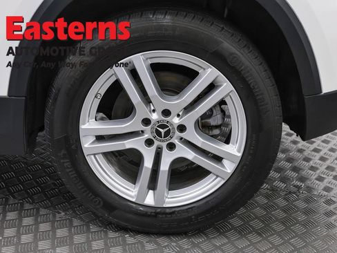 Used 2022 Mercedes-Benz GLA 250 4MATIC w/ Premium Package Lite image 33