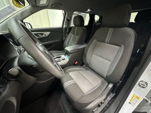 Certified 2024 Chevrolet Blazer LT w/ Convenience Package image 24