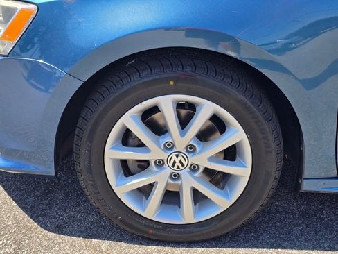 Used 2015 Volkswagen Jetta SE FWD image 27