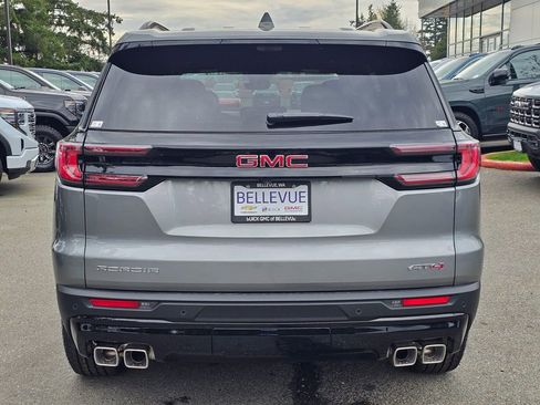 New 2026 GMC Acadia AT4 w/ Luxury Package AWD/4WD image 4