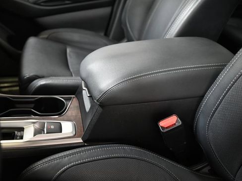 Used 2022 Subaru Ascent Touring image 26