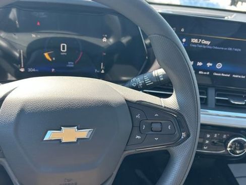 New 2026 Chevrolet Trax LT w/ Sunroof Package image 19