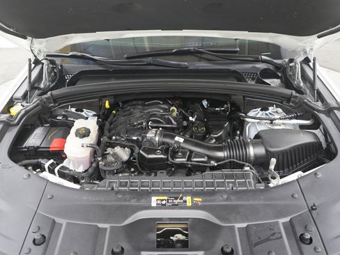 Used 2025 Jeep Grand Cherokee Limited w/ Luxury Tech Group II AWD/4WD image 31
