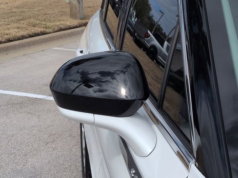 Certified 2024 Lincoln Corsair FWD image 12