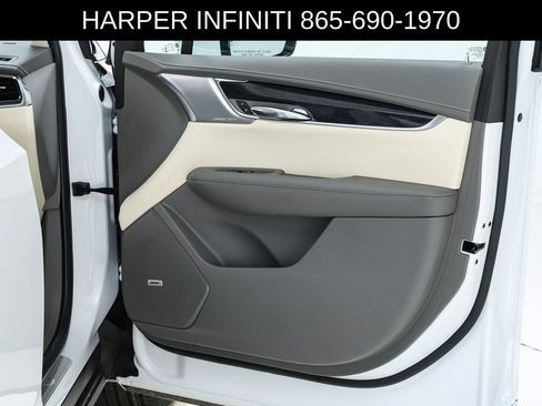 Used 2023 Cadillac XT6 Premium Luxury FWD image 32