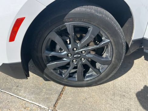 Used 2024 Chevrolet Equinox RS FWD image 28