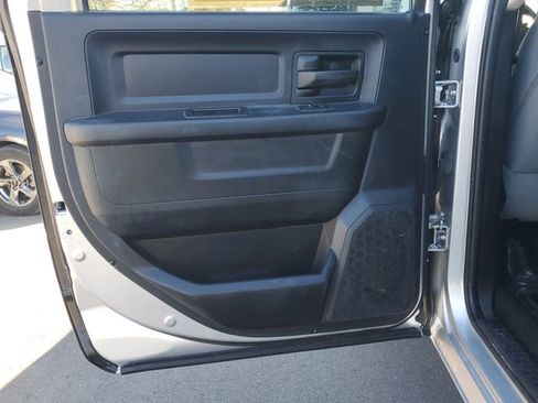 Used 2015 RAM 1500 Tradesman w/ Popular Equipment Group AWD/4WD image 9