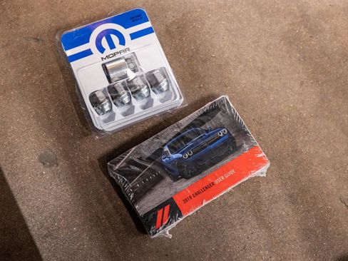 Used 2019 Dodge Challenger SRT Hellcat Redeye image 17