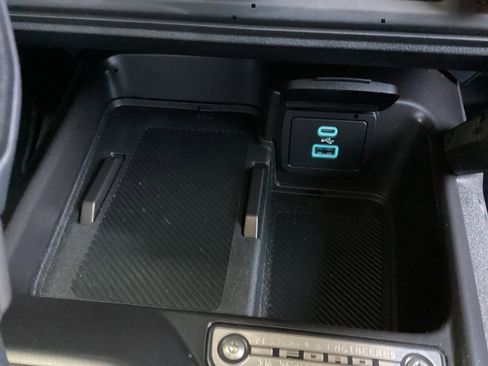 New 2025 Ford Bronco Badlands image 58