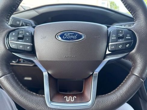 Used 2023 Ford Explorer King Ranch w/ Technology Package AWD/4WD image 26