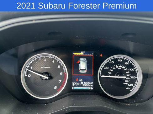 Used 2021 Subaru Forester Premium AWD/4WD image 28