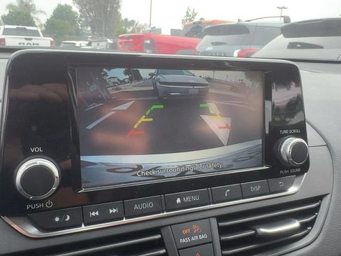 Used 2023 Nissan Altima 2.5 S FWD image 17