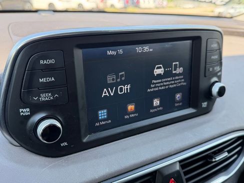 Used 2019 Hyundai Santa Fe SEL FWD image 17