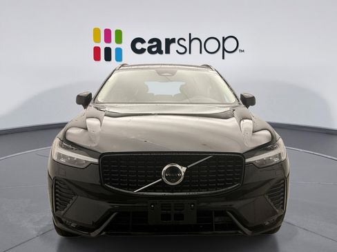 Used 2025 Volvo XC60 B5 Plus image 6