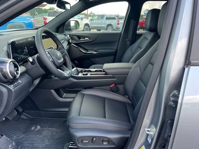 New 2026 Chevrolet Equinox LT w/ Convenience Package II